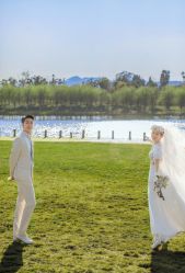 -挪娅婚纱摄影皇家会所