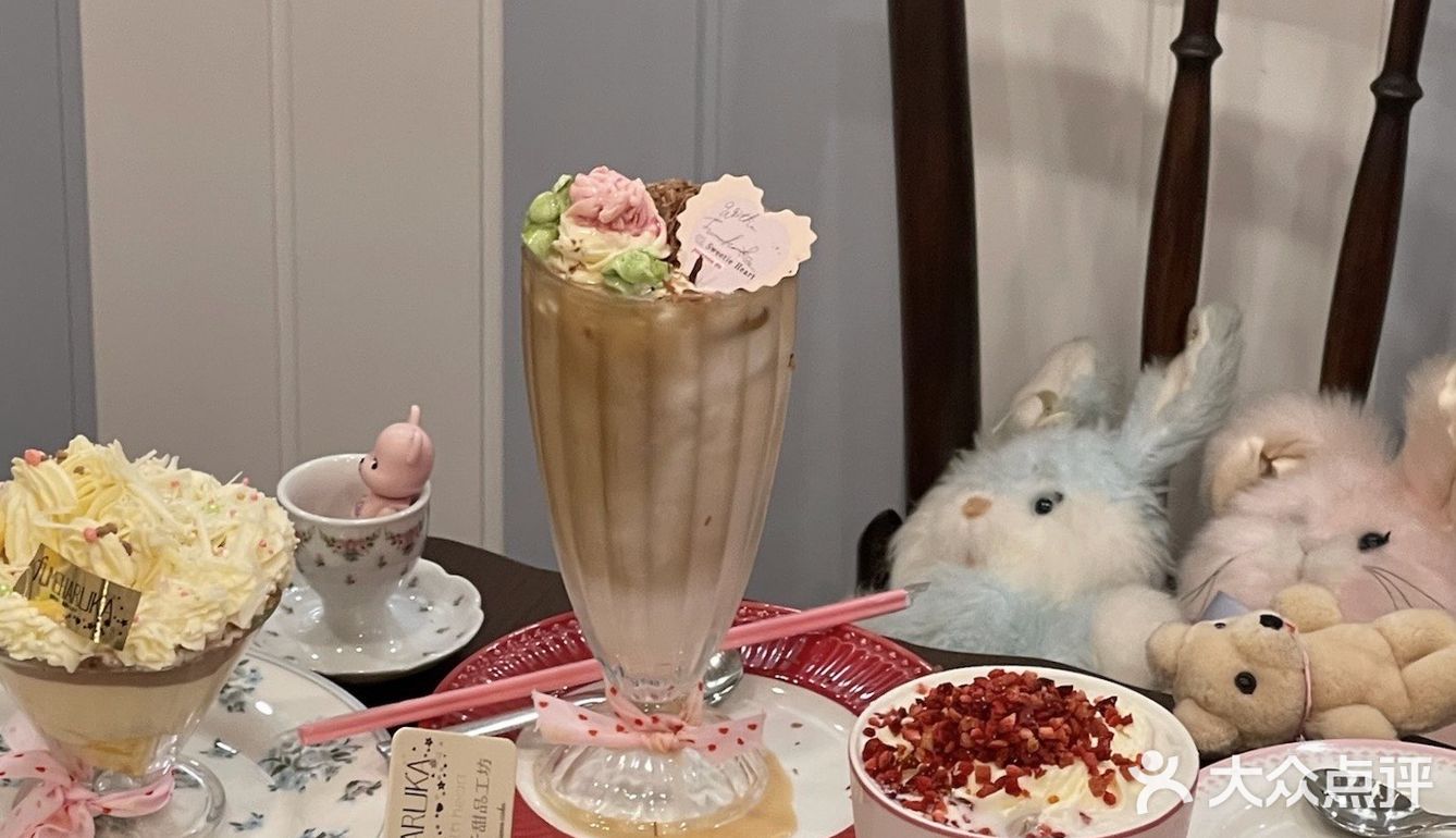 青岛！！七刷了！！漂亮甜品店！！！