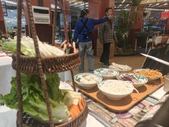 -刘姐啤酒鱼民族演艺餐厅(西街总店)