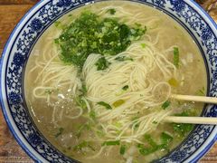 -东大桥小国抻面烧烤(长通路店)