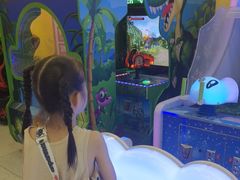 -爱玩嘉年华(龙湖源著天街店)