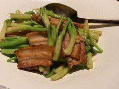小芥兰炒澳门烧肉-广舟(千禧店)