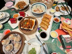 荔湾艇仔粥-悦得闲广式点心茶楼(蓝鲸世界店)