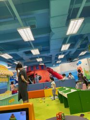 -莫莉幻想儿童乐园(武汉保利广场店)