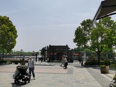 -比斯特上海购物村精品奥特莱斯