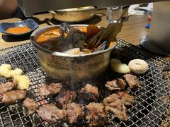 -鑫釜山海鲜烧烤(鑫丰国际店)
