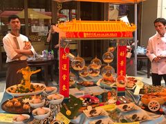 -百老汇美食街