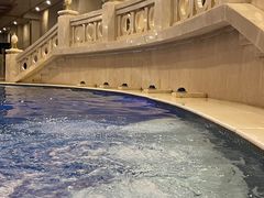 -碧中海汤泉汗蒸酒店