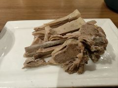 手抓羊肉半斤-贯贯吉·清真餐厅(浙江中路店)