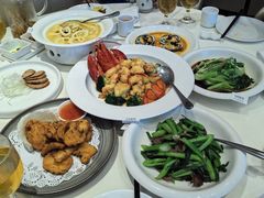 -万龙洲海鲜(大兴绿地缤纷城店)