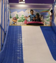 -润动会·家庭游乐中心(昆山前进欧尚店)