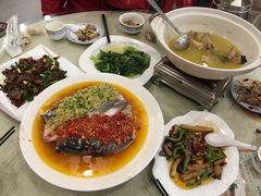 -唐师傅湘西名菜馆(武陵路店)