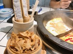 秘卤牛肚-巴卤社老火锅(财富店)