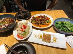 -十三式重庆江湖菜(金茂览秀城店)