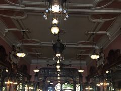 -Majestic Café