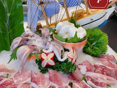 -鼎泰亨·海鲜牛肉餐厅(滨江店)