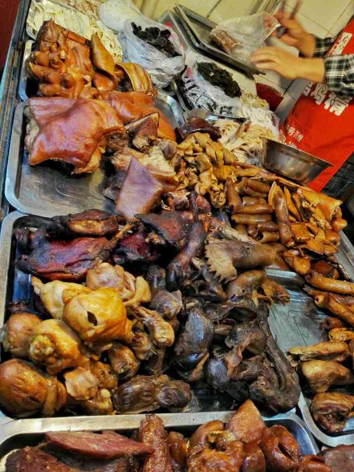 胡记回味卤菜-"吃了好多家的卤菜,我感觉还是他们的味道香.