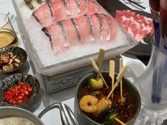 -红鼎豆捞·非遗鲍皇汤火锅(宝丰路店)