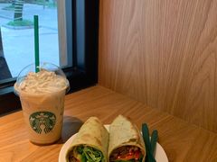 慢炖牛肉鲜蔬握不住大卷-星巴克(绍兴柯桥柯岩景区店)