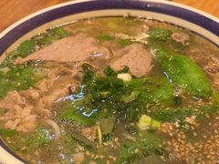 -云阿蛮云南生烫牛肉米线(奉贤路店)