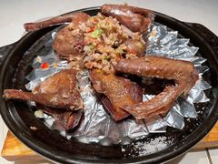 盐焗乳鸽-肥仔文澳门猪骨煲(南京西路店)