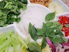 -官塘陈记鱼生·潮汕砂锅粥·牛肉火锅(潮枫路总店)