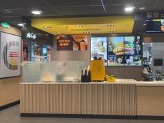-麦当劳(轻轨曹杨路店)