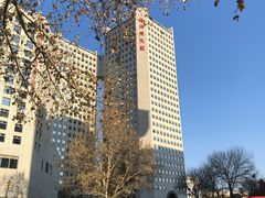 -亮马河大厦办公楼-1座