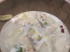 -滇香肴·云南菜蒸汽石锅鱼(云南北路店)