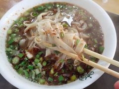 -马德元纯汤牛肉面(太奥广场店)