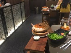 -捞王锅物料理(上海世茂广场店)