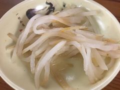 -丽虹云南过桥米线(兴工街店)