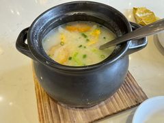 -乜都得港式茶楼(天贵路店)