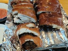 -东方之猪四更烤乳猪(金垦总店)