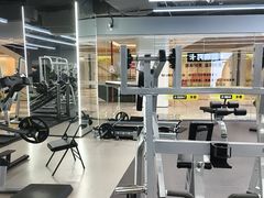 -超鹿运动(五四路恒力城店)