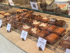 -VERIE BAKEHOUSE