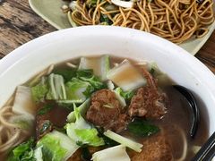 大排面-小河无名面馆