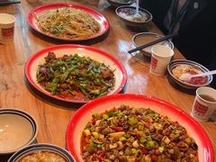 -泥糊破店小酒馆·团建聚餐(南京西路店)