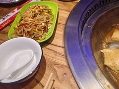 -山河屯铁锅炖鲜鹅·东北菜(开发区一店)