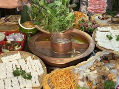 -滇釜火锅·能喝汤的火锅(车公庄店)