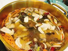 -阿鹏故事野生菌火锅(古城店)