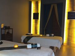 -鸿通城购物中心