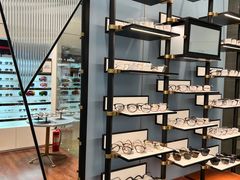 -LensCrafters亮视点·OAKLEY精选(静安嘉里中心店)