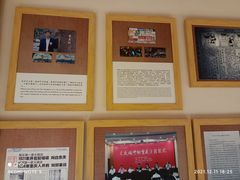 -白乐天毛肚火锅馆(解放碑店)