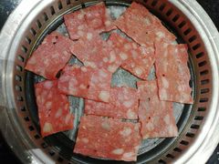 -钱小主·自助回旋烤肉火锅餐厅(东方新天地店)