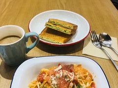 咖椰吐司-HELLO 27 意面·沙拉·帕尼尼