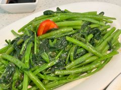 -肥仔文澳门猪骨煲(南京西路店)