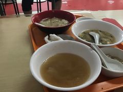 -张阿三馄饨店