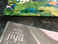 餐具摆设-集渔·泰式海鲜和牛自助(太古里晶融汇店)
