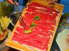 -茅草房·河畔园林火锅